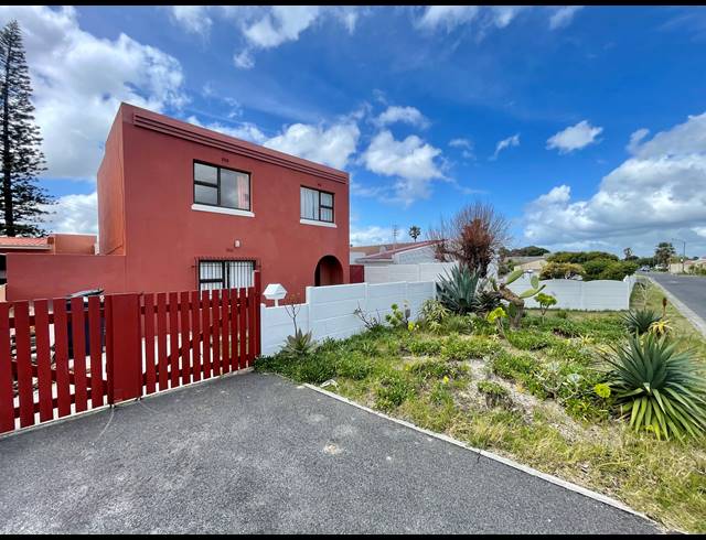 3 BEDROOM FREESTANDING FOR SALE IN HEATHFIELD